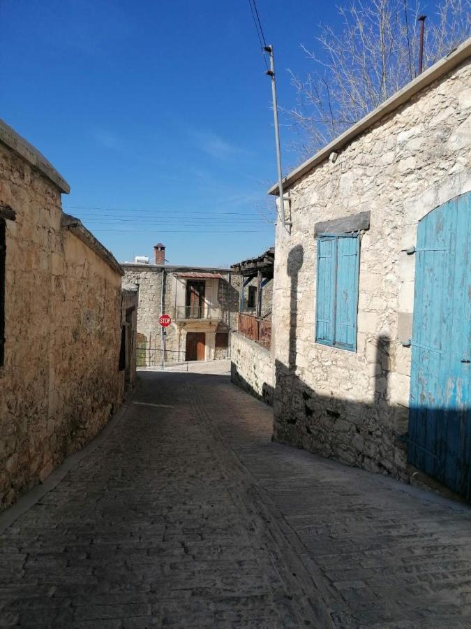 Villa Angela Dhrousha Kültér fotó